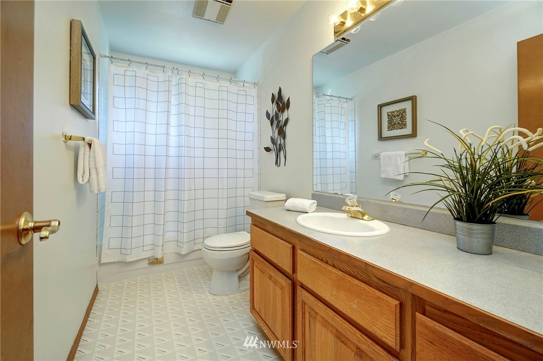 10419 Southeast 188th Court Renton, WA 98055 - Photo 20 of 23 Gallery Image 20