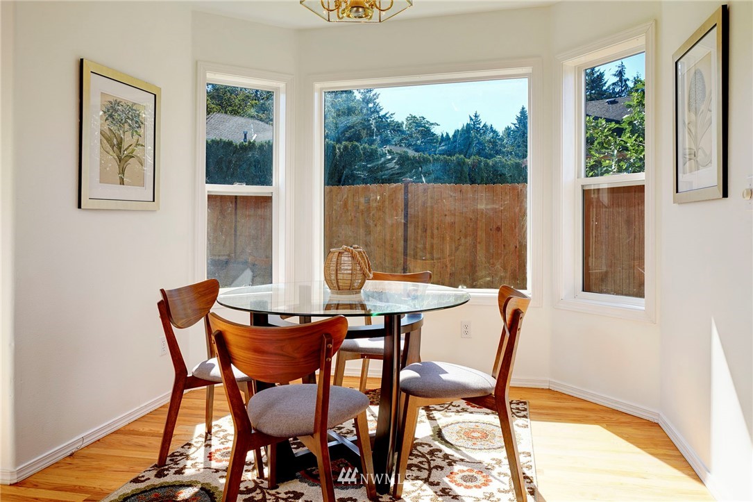 10419 Southeast 188th Court Renton, WA 98055 - Photo 10 of 23 Gallery Image 10