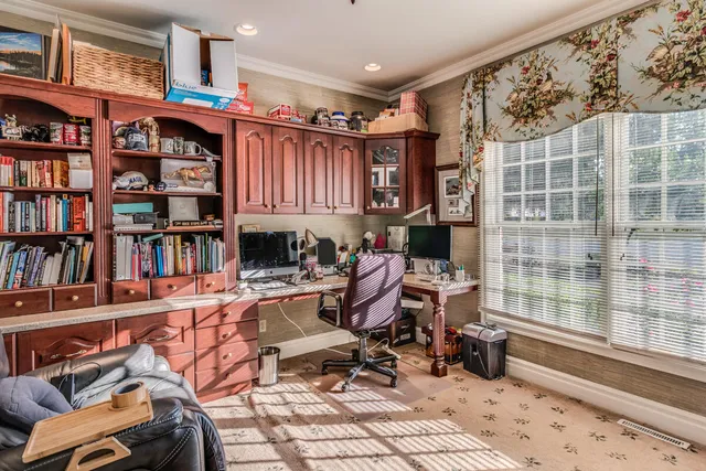 $675,000 | 1200 South Lakeside Drive, Battle Creek, MI 49015