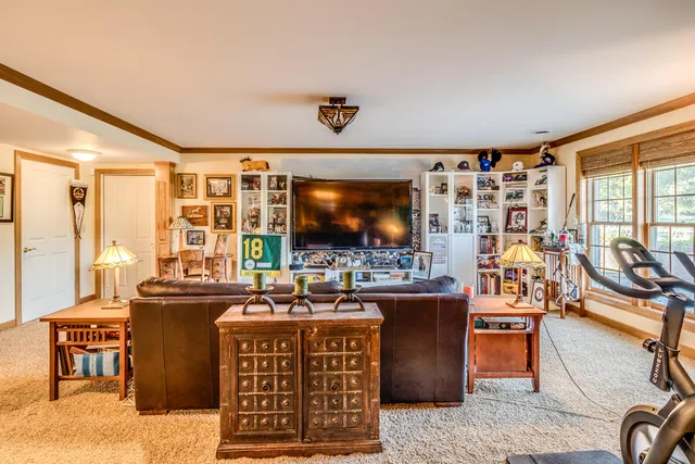 $675,000 | 1200 South Lakeside Drive, Battle Creek, MI 49015