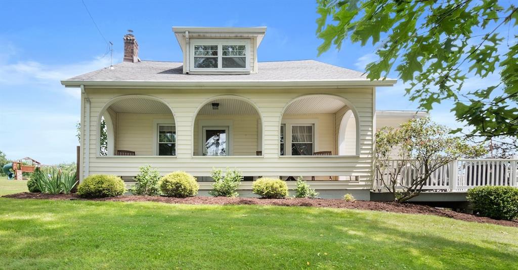 631 Valencia Road Mars, PA 16046 - Photo 1 of 39 Gallery Image 1