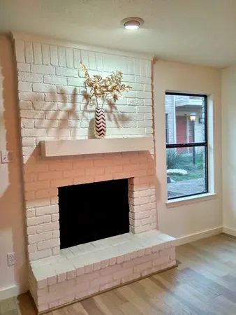$1,700 | 824 Banister Lane, Austin, TX 78704