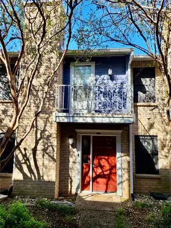 $1,700 | 824 Banister Lane, Austin, TX 78704