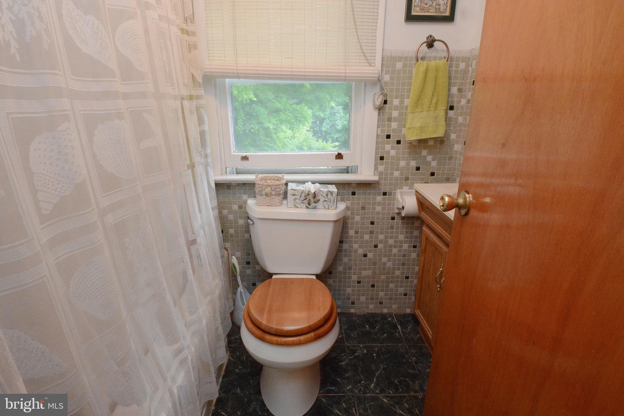 419 Continental Road Hatboro, PA 19040 - Photo 32 of 50 Upstairs full bath