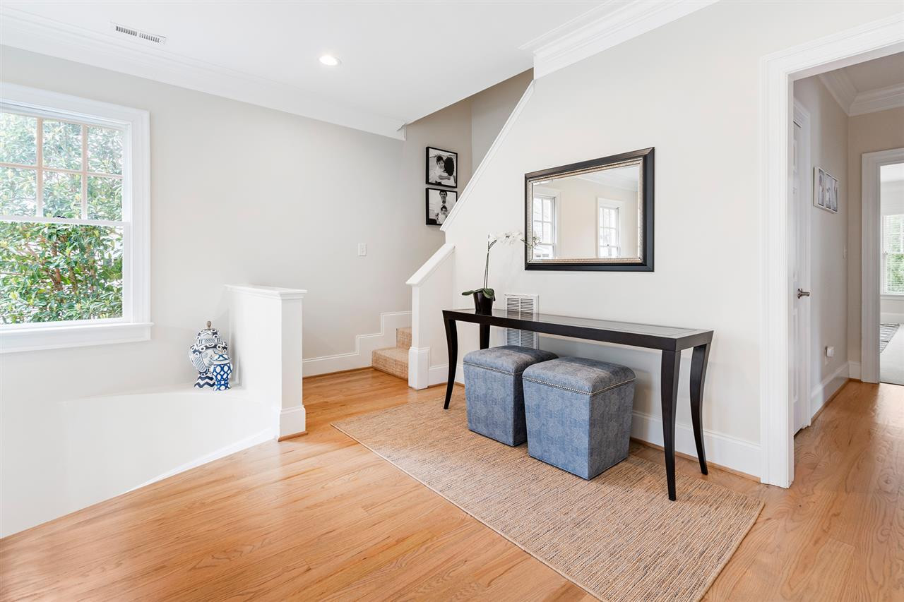 2106 Breeze Road Raleigh, NC 27608 - Photo 25 of 30 Photo 25
