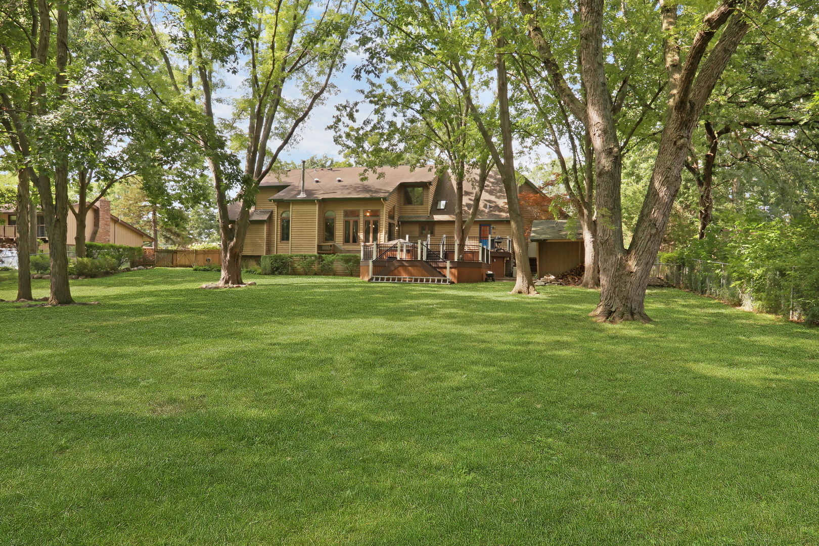 25139 West Caine Road Ingleside, IL 60041 - Photo 8 of 77 Gallery Image 8