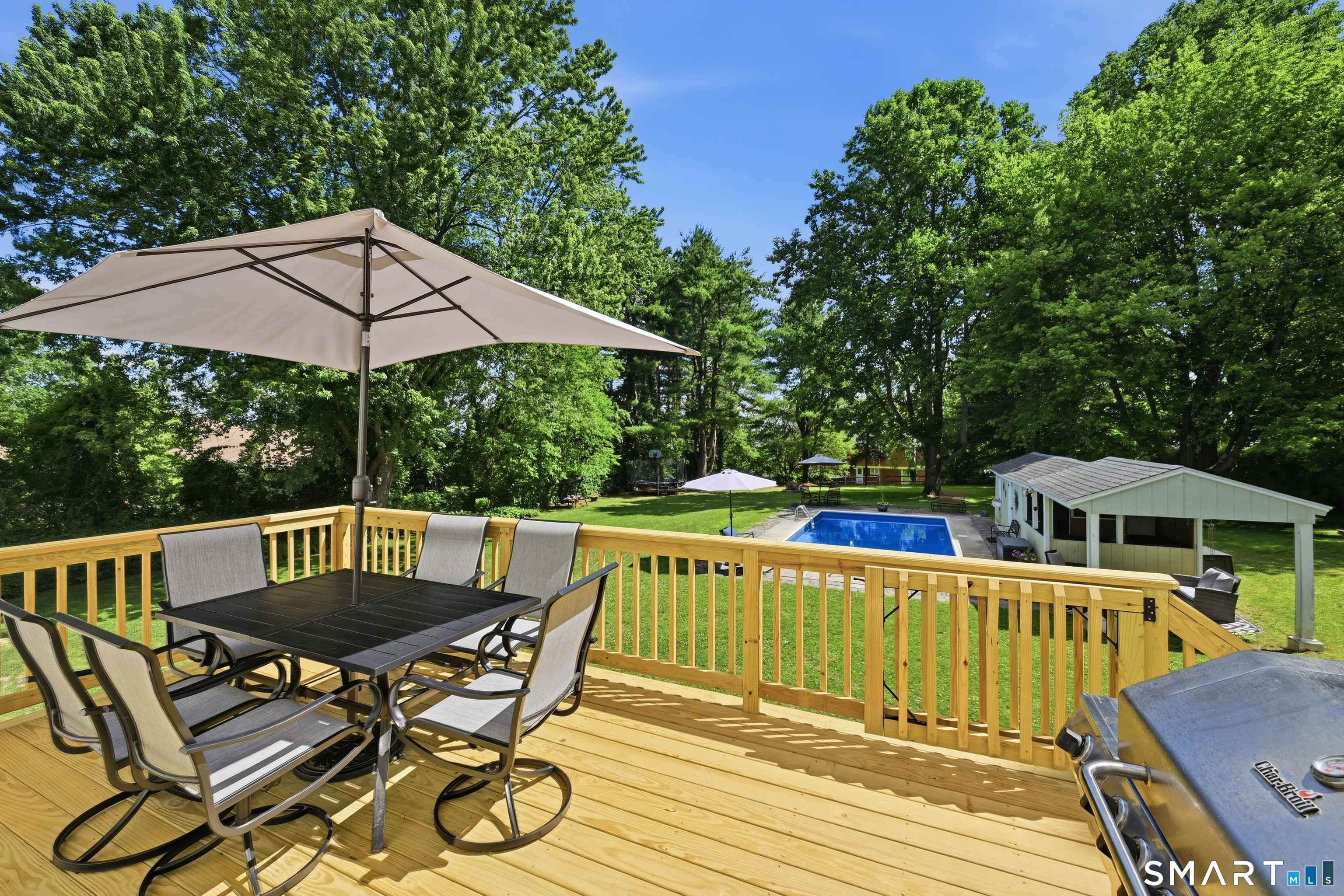 8 Winthrop Road Bethel, CT 06801 - Photo 28 of 32