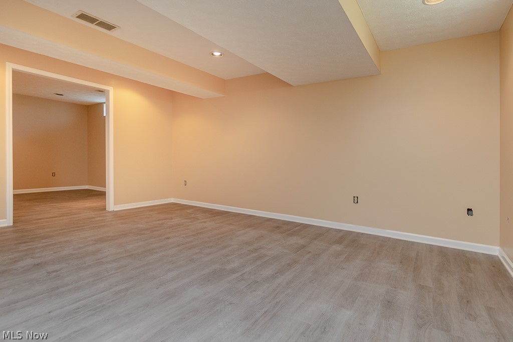 6707 Monroe Lane North Ridgeville, OH 44039 - Photo 29 of 34