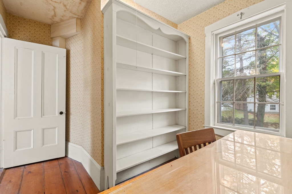 378 Tilden Road Scituate, MA 02066 - Photo 11 of 37 Gallery Image 11