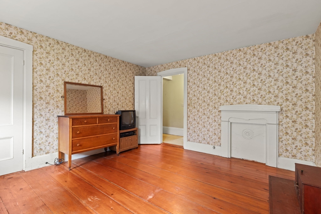378 Tilden Road Scituate, MA 02066 - Photo 19 of 37 Gallery Image 19