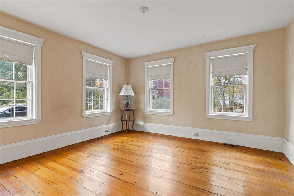 378 Tilden Road Scituate, MA 02066 - Photo 7 of 37 Gallery Image 7