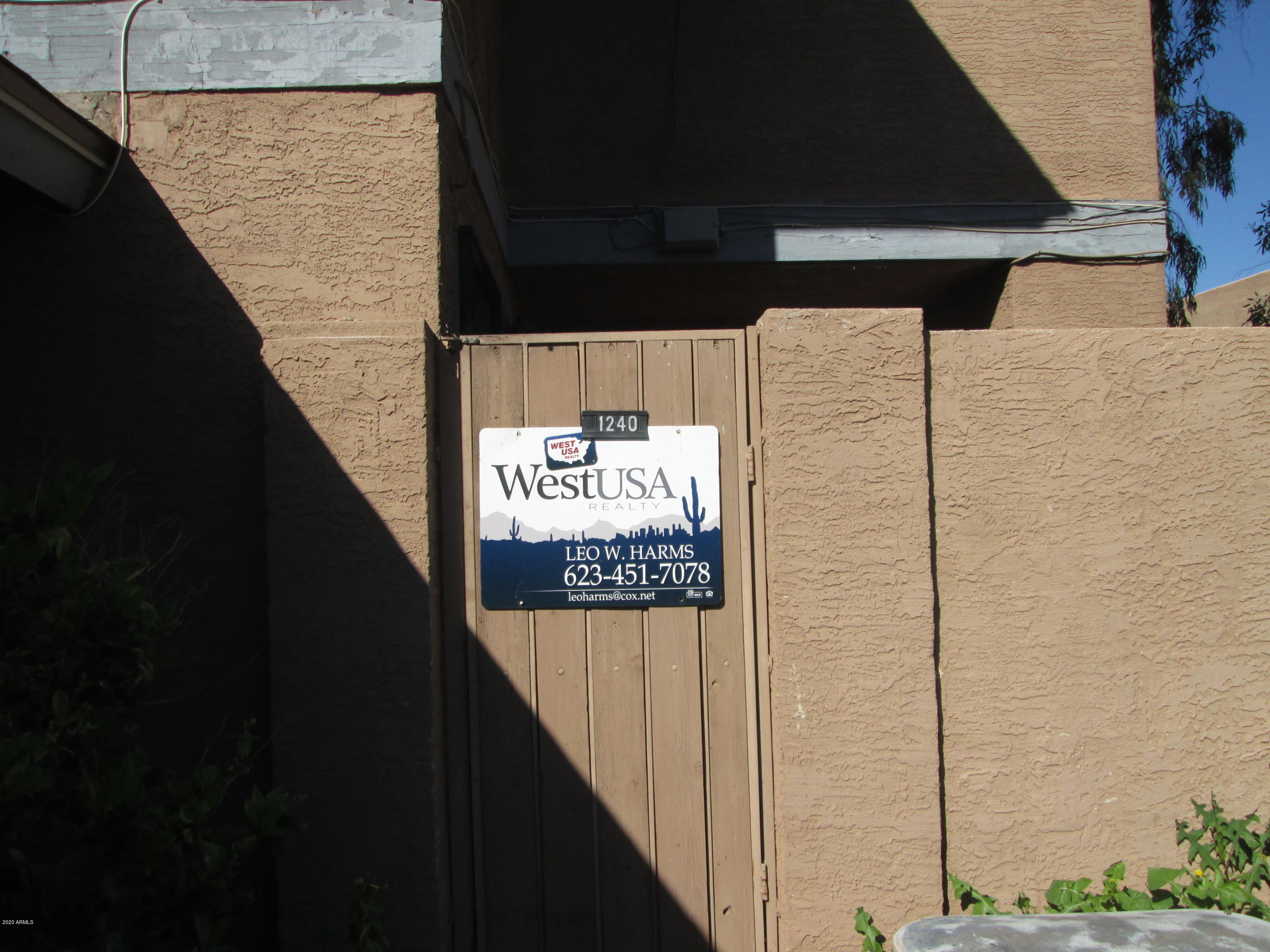 6902 West Villa Road, Unit 1240 Phoenix, AZ 85033 - Photo 2 of 9 IMG_2649