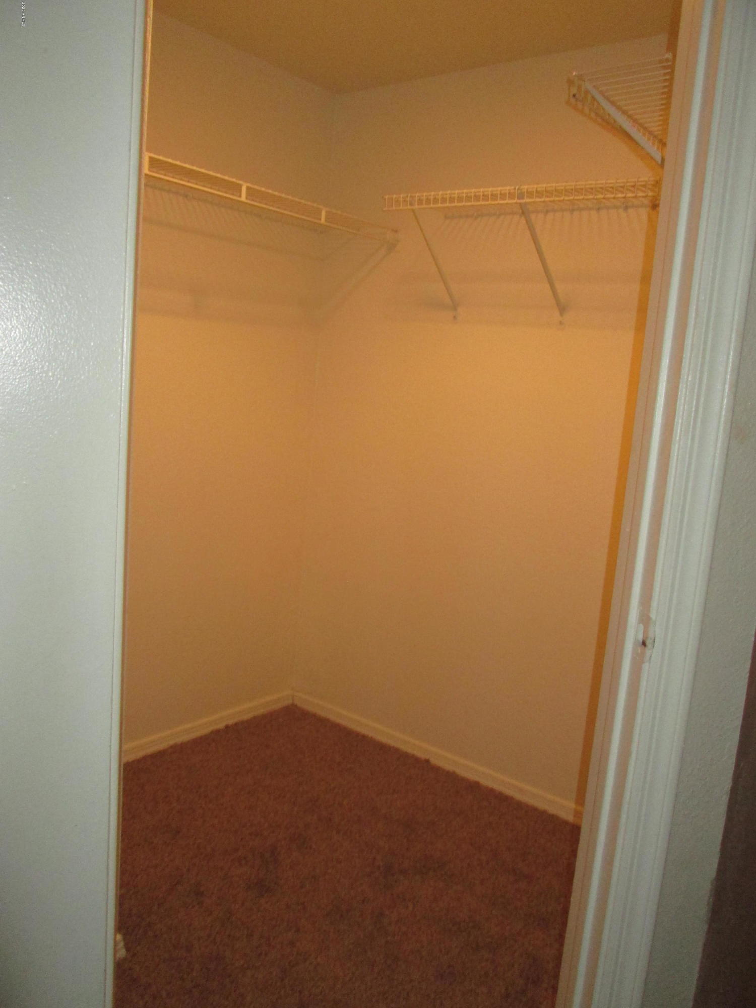 6902 West Villa Road, Unit 1240 Phoenix, AZ 85033 - Photo 6 of 9 IMG_2651