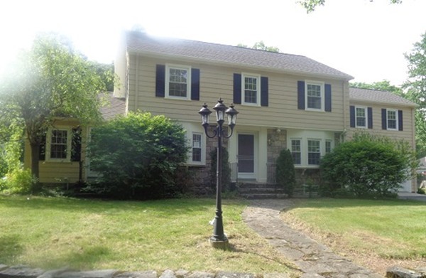 1 Saxon Road Worcester, MA 01602 - Photo 1 of 23 Gallery Image 1
