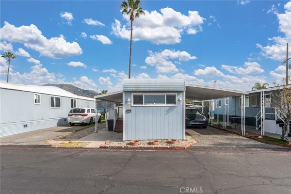$1,899 | 26250 9th Street, Unit SPC 105, Highland, CA 92346