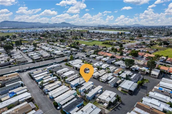$1,899 | 26250 9th Street, Unit SPC 105, Highland, CA 92346