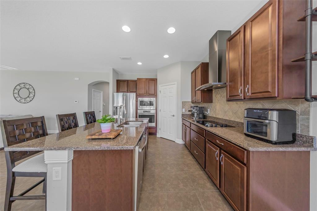 32475 Natural Bridge Road Wesley Chapel, FL 33543 - Photo 11 of 65 Gallery Image 11