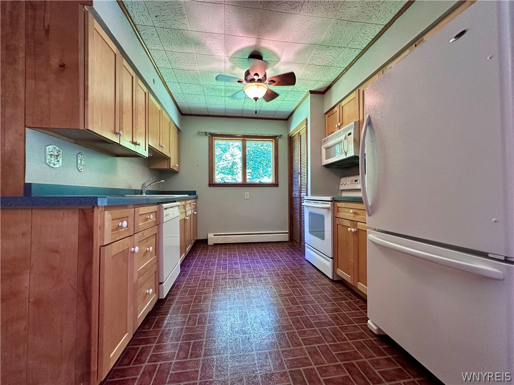 5306 Russell Road Stafford, NY 14020 - Photo 19 of 46