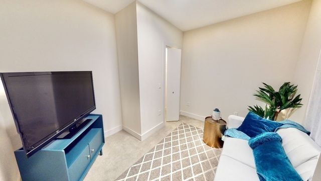 $1,025,000 | 121 Portland Street, Unit 307, Boston, MA 02114