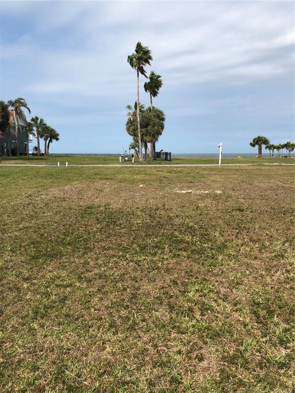 5834 Beverly Drive Hudson, FL 34667 - Photo 2 of 6 a view of a water fountain and a big room