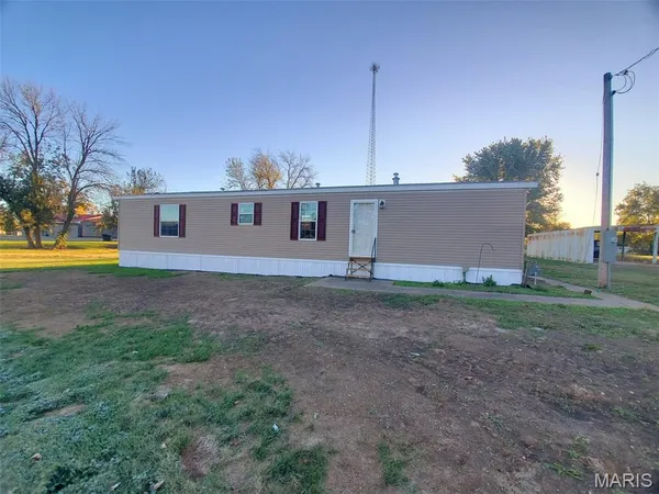 $127,500 | 105 South Cherry Street, Lewistown, MO 63452