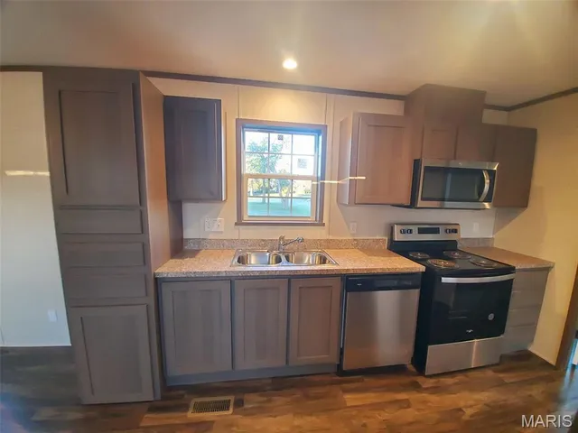 $127,500 | 105 North Cherry Street, Lewistown, MO 63452