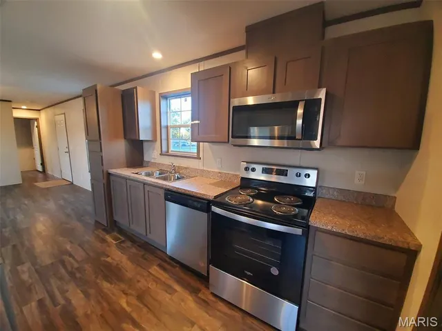 $127,500 | 105 North Cherry Street, Lewistown, MO 63452