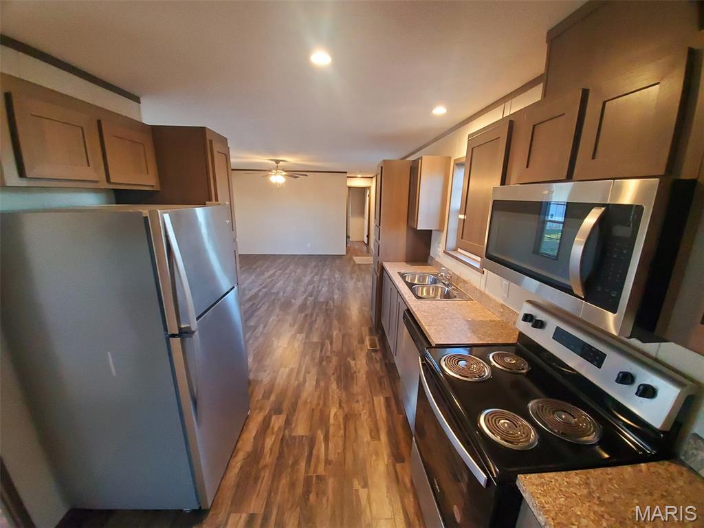 105 South Cherry Street Lewistown, MO 63452 - Photo 14 of 34