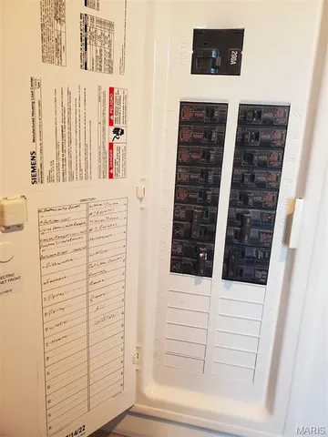 $127,500 | 105 North Cherry Street, Lewistown, MO 63452