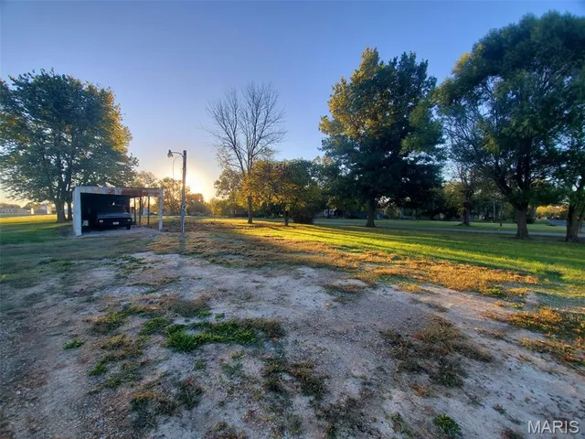 $127,500 | 105 North Cherry Street, Lewistown, MO 63452