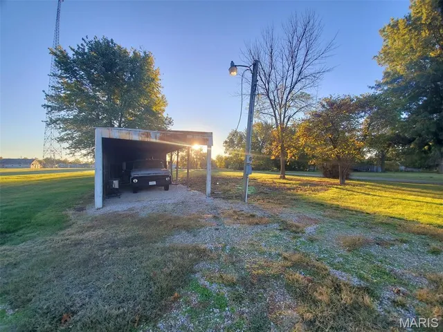 $127,500 | 105 North Cherry Street, Lewistown, MO 63452