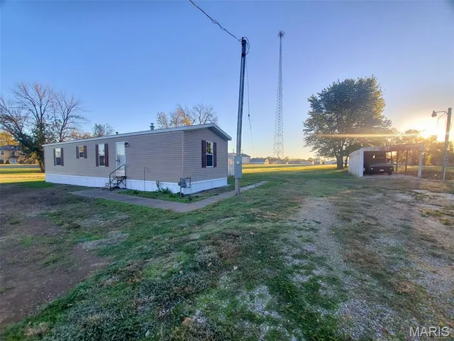 $127,500 | 105 North Cherry Street, Lewistown, MO 63452