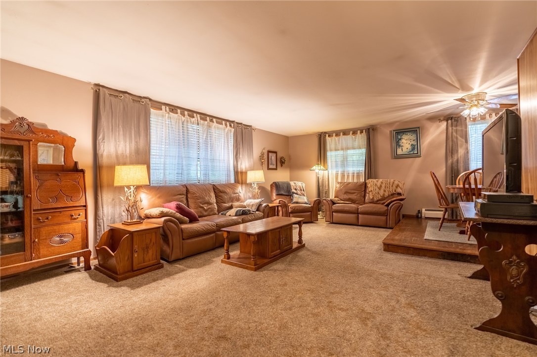 5155 McCormick Road Ravenna, OH 44266 - Photo 16 of 28 Living Room