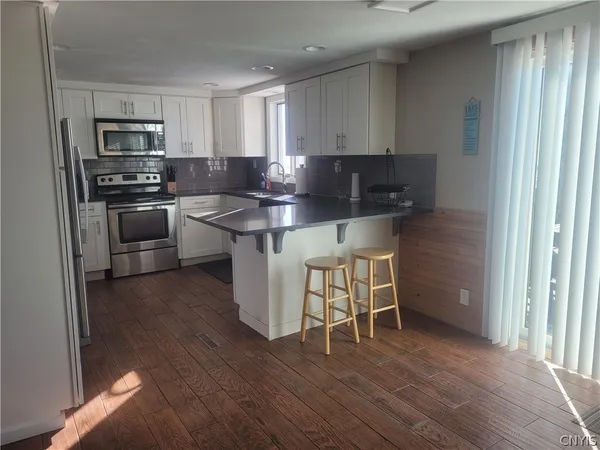 $2,595 | 2 South Rainbow Shores Road, Richland, NY 13142