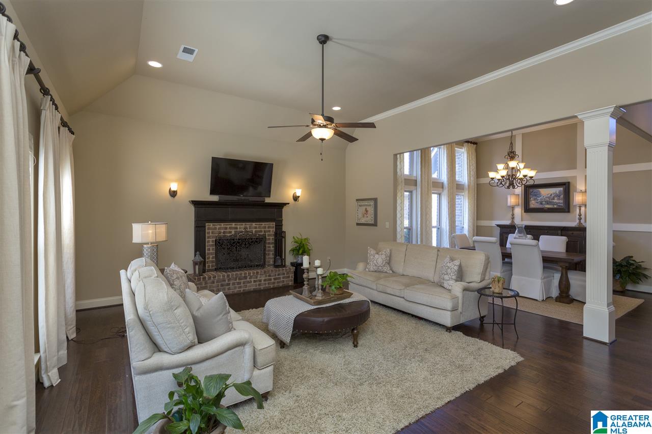385 Strathaven Drive Pelham, AL 35124 - Photo 11 of 40
