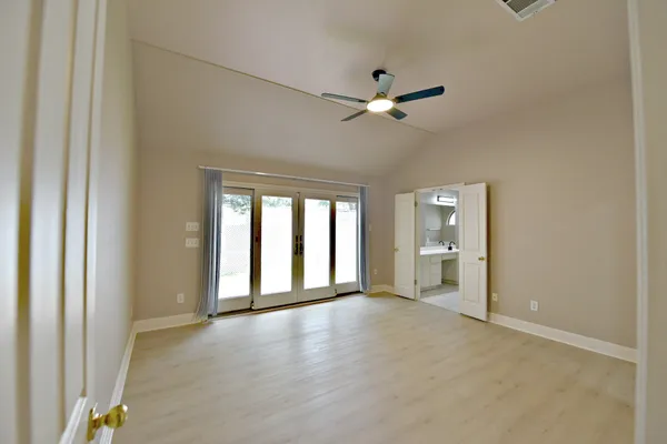 $2,295 | 3924 Newland Drive, Round Rock, TX 78681