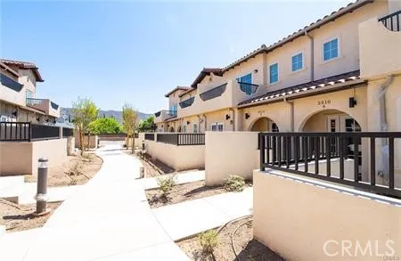 $749,000 | 5518 East Los Angeles Avenue, Unit 4, Simi Valley, CA 93063