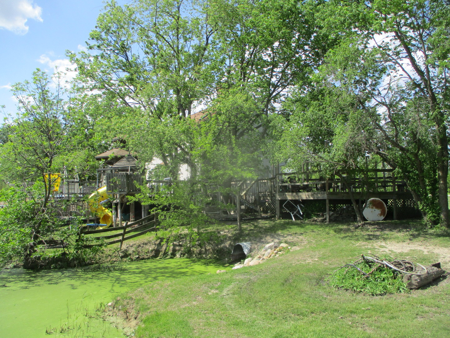 1864 North 2753rd Road Ottawa, IL 61350 - Photo 14 of 31 a backyard of a house with lots of green space