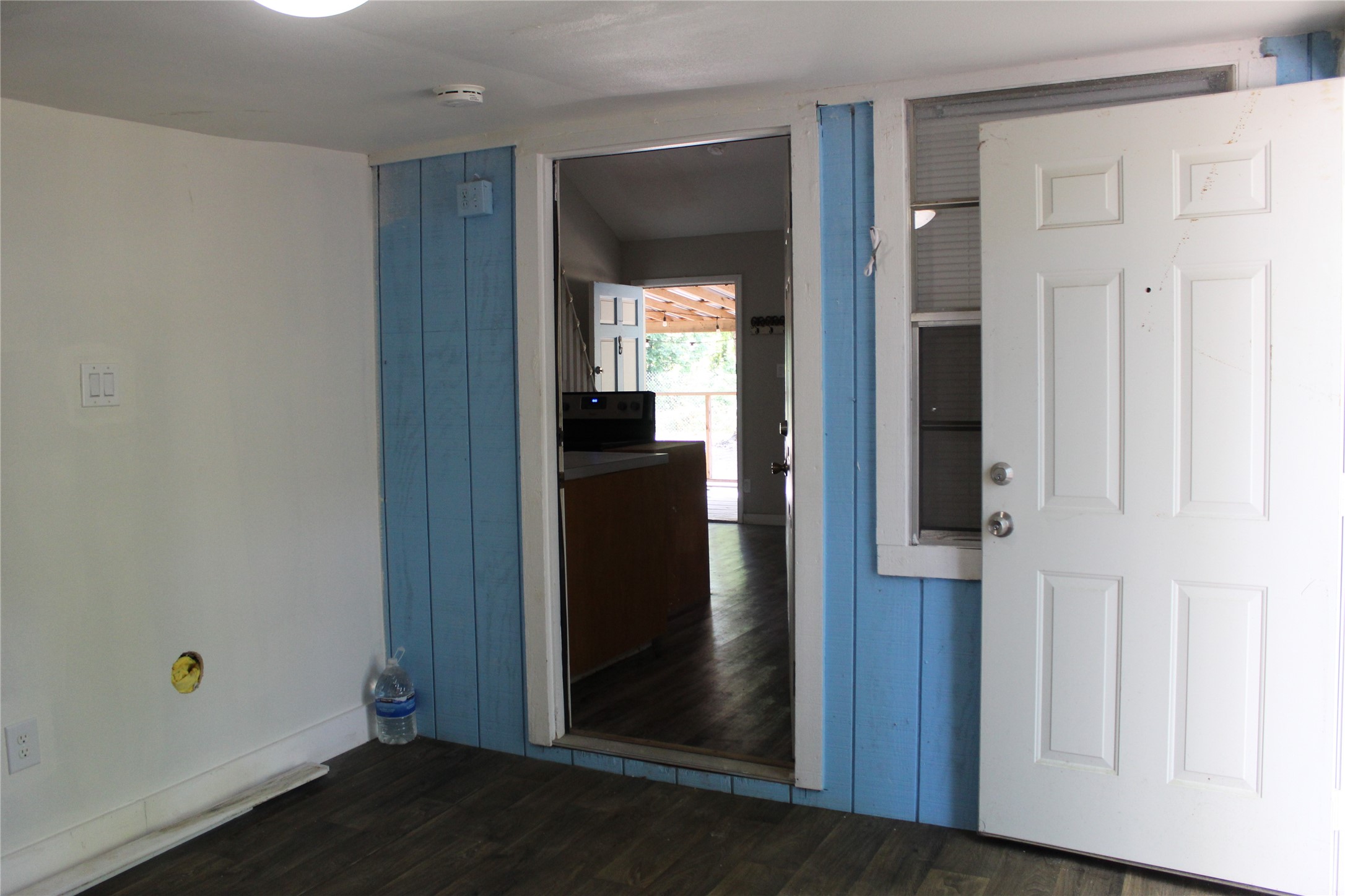 400 Carson Roberson Road Livingston, TX 77351 - Photo 19 of 19 an empty room with wooden floor closet and windows