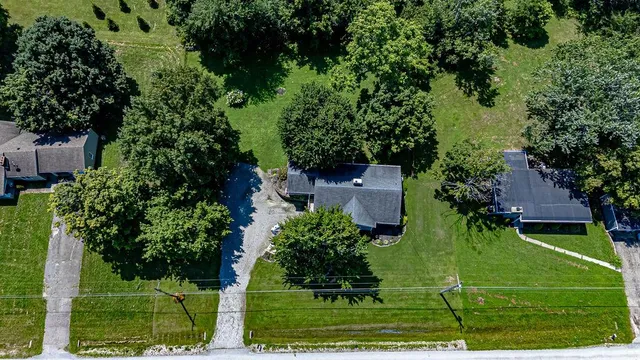 $289,900 | 10041 Highway 50, Aurora, IN 47001