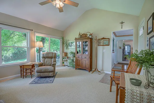 $289,900 | 10041 Highway 50, Aurora, IN 47001