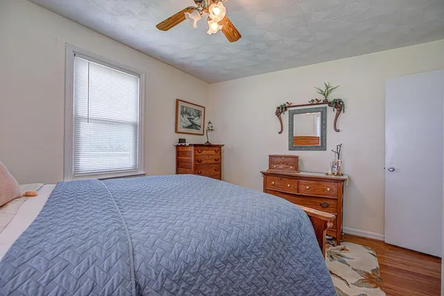 $289,900 | 10041 Highway 50, Aurora, IN 47001