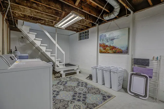 $289,900 | 10041 Highway 50, Aurora, IN 47001