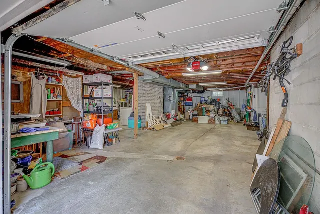 $289,900 | 10041 Highway 50, Aurora, IN 47001