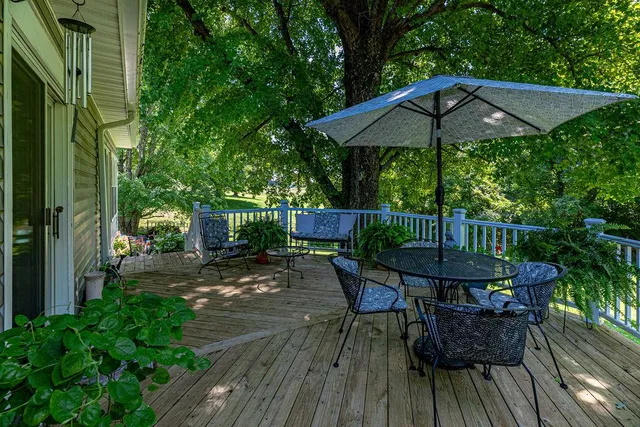 $289,900 | 10041 Highway 50, Aurora, IN 47001