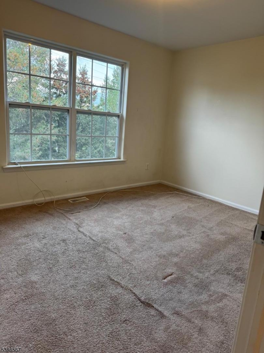 138 Limerick Lane, Unit 138 Phillipsburg, NJ 08865 - Photo 9 of 14