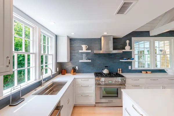 $6,495,000 | 12 Willard Street, Nantucket, MA 02554