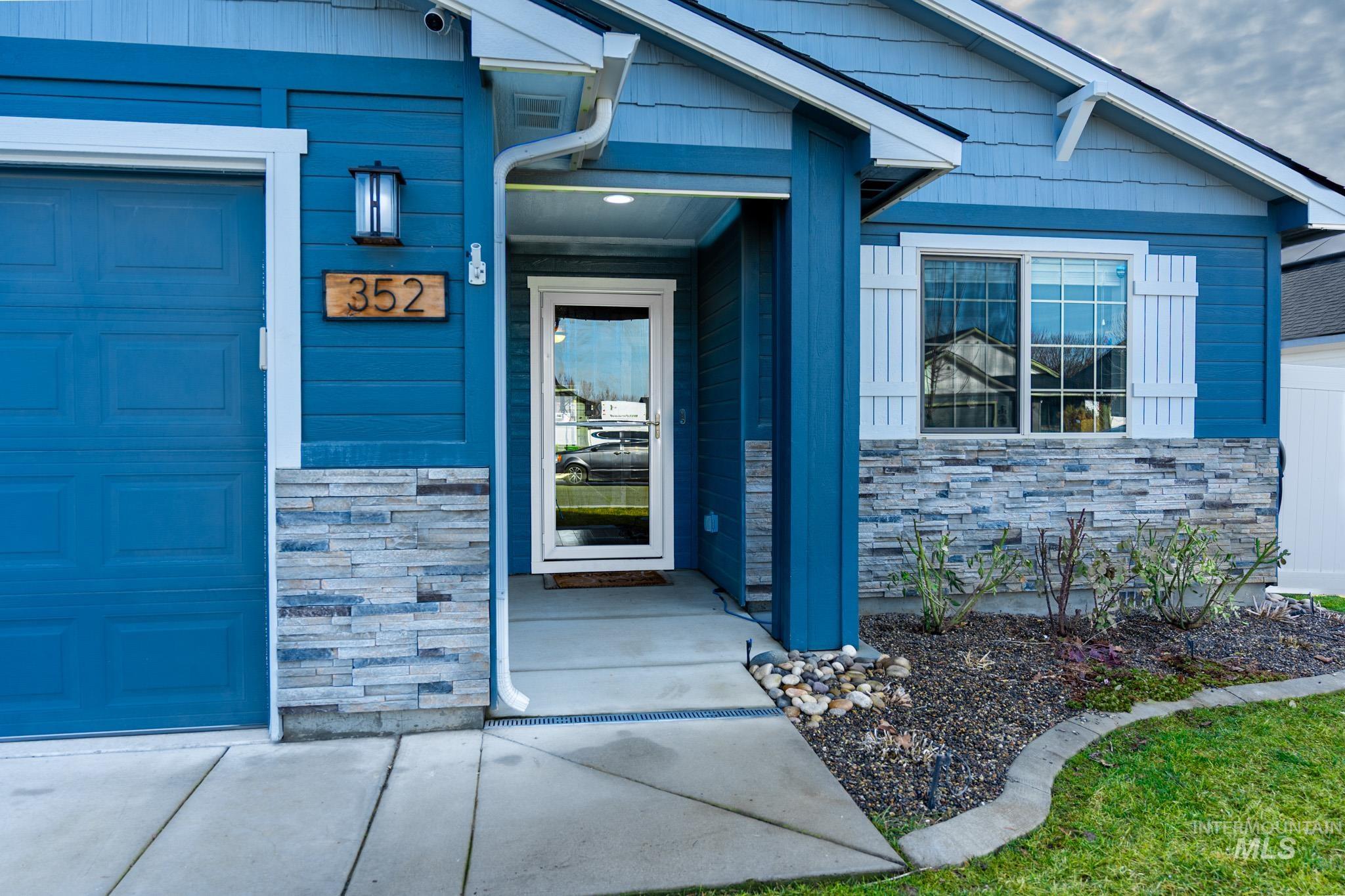 352 Syringa Springs Drive Fruitland, ID 83619 - Photo 5 of 48