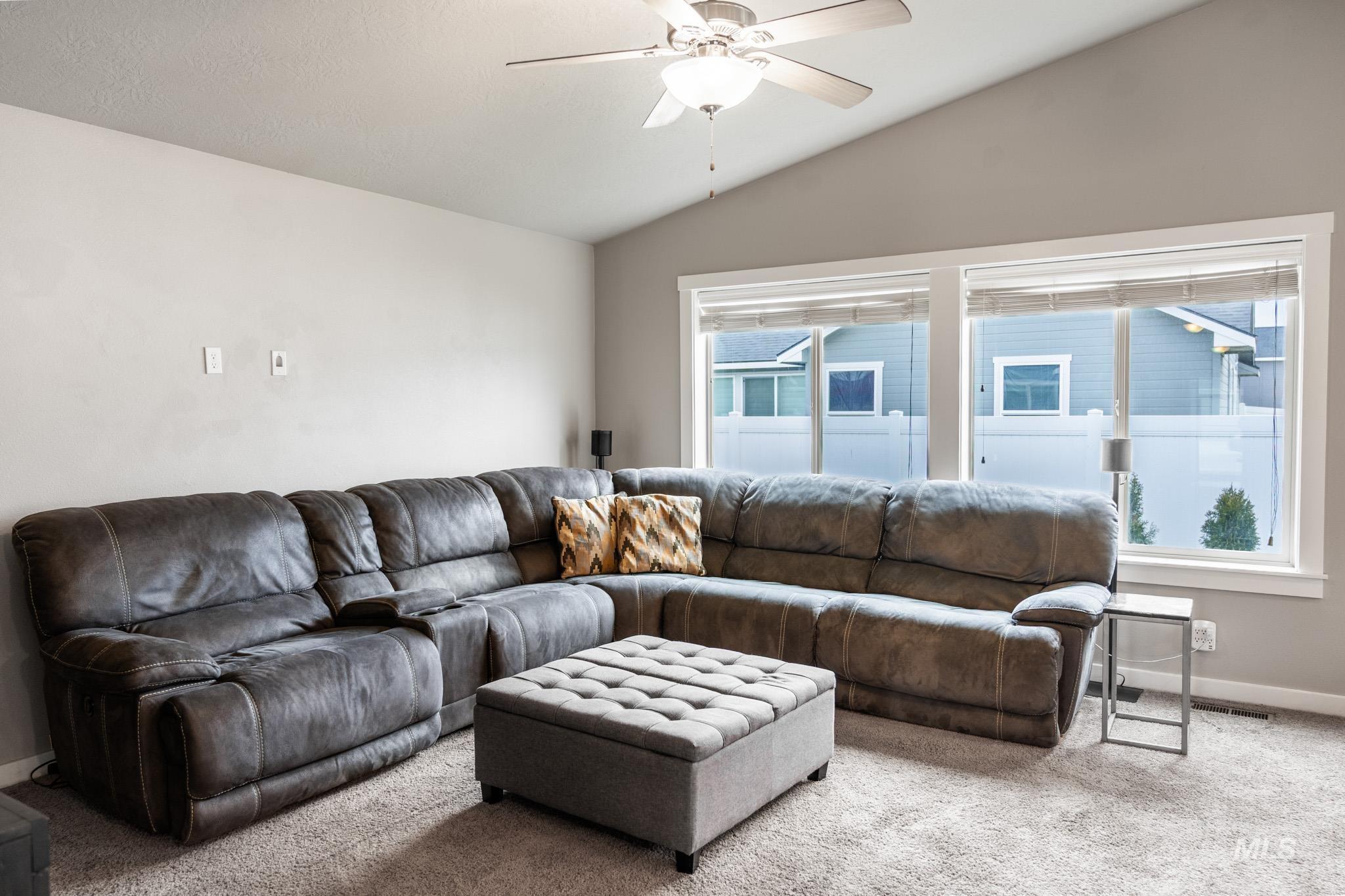 352 Syringa Springs Drive Fruitland, ID 83619 - Photo 7 of 48