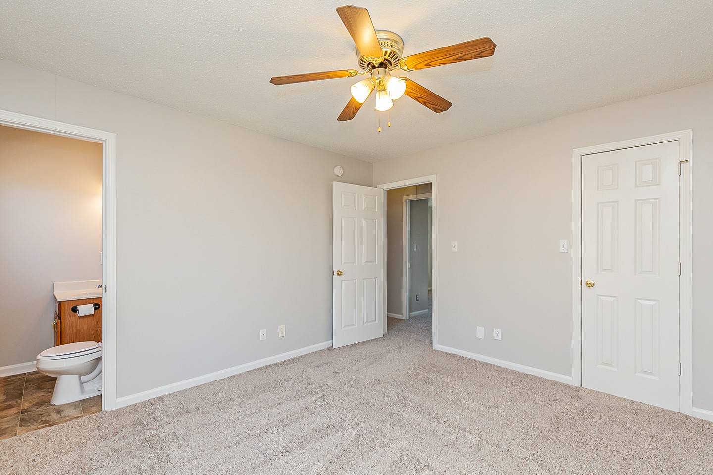 963 Granny White Road Clarksville, TN 37040 - Photo 11 of 17 Gallery Image 11